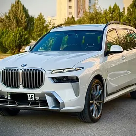 BMW X7 2023