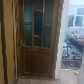 двери