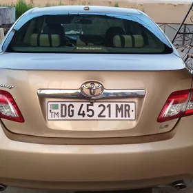 Toyota Camry 2011