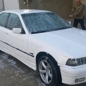 BMW 320 1992
