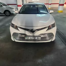 Toyota Camry 2020
