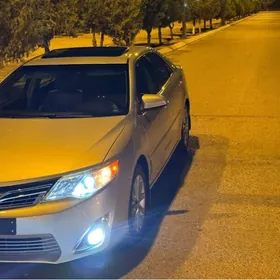 Toyota Camry 2013
