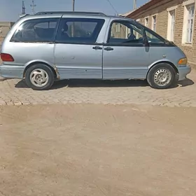 Toyota Previa 1992