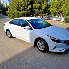 Hyundai Elantra 2021