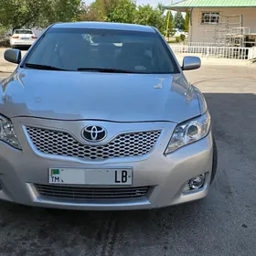 Toyota Camry 2011