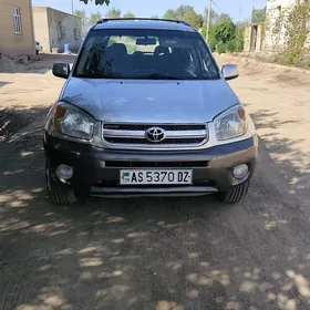 Toyota RAV4 2004