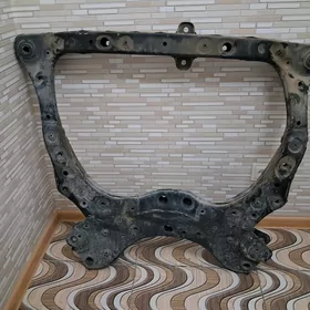 Ön Balka Toyota Rav4 2021