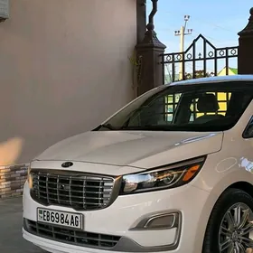 Kia Sedona 2021