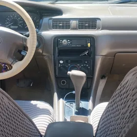 Toyota Camry 1997