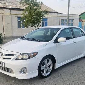Toyota Corolla 2013