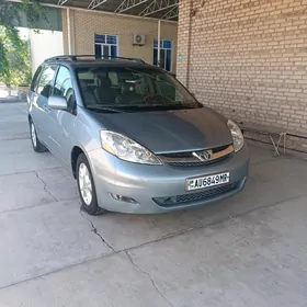 Toyota Sienna 2006