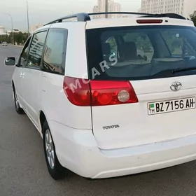 Toyota Sienna 2009