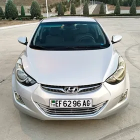 Hyundai Elantra 2011