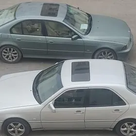 BMW E39 2003