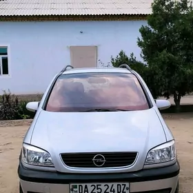 Opel Zafira 2002