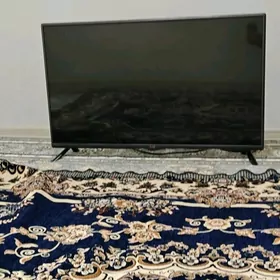 LG telewizor 52