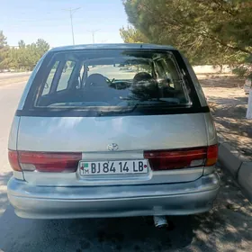 Toyota Previa 1992