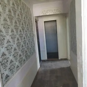 Продаю квартиру зелёный базар
