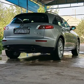 Infiniti FX35 2005
