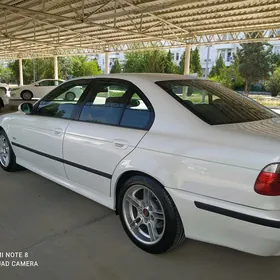BMW E39 2002