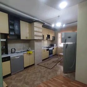 Arenda Mir2 4komnat