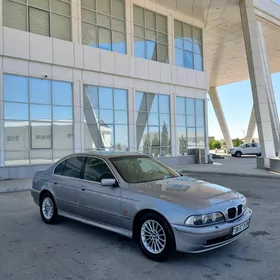 BMW E39 2003