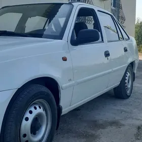 Daewoo Nexia 2013