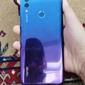 honor 8c