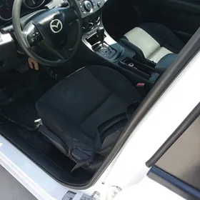 Mazda 3 2011