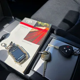Toyota Camry 2011