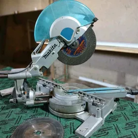 Stanok Makita