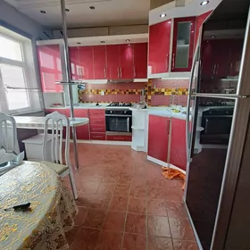 Satlyk jaý mir 6 2 kom 86m².