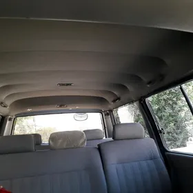 Toyota Hiace 1991