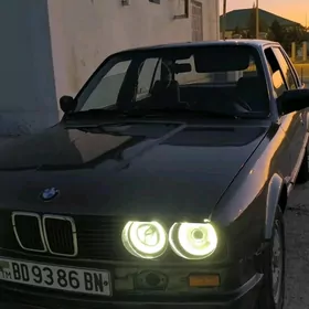BMW 320 1989