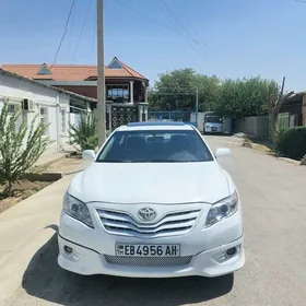 Toyota Camry 2010