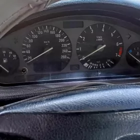 BMW 325 1991