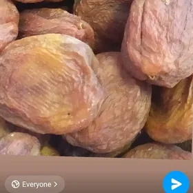 Сушеные урюки