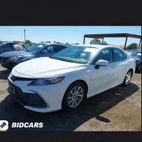 Toyota Camry 2022