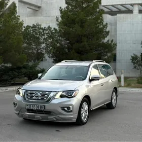 Nissan Pathfinder 2019