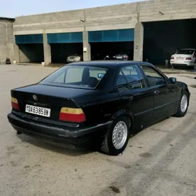 BMW 320 1995