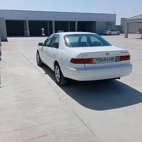 Toyota Camry 2000