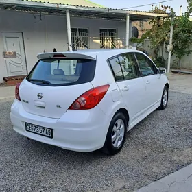Nissan Versa 2010
