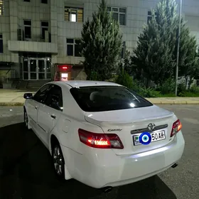 Toyota Camry 2010
