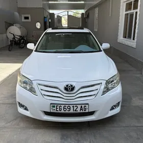 Toyota Camry 2010