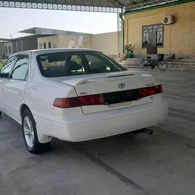 Toyota Camry 2001