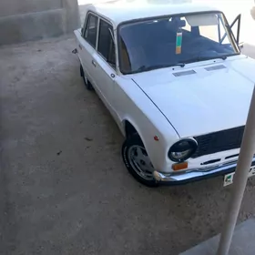 Lada 2104 1980