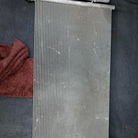 Versa radiator