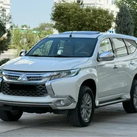 Mitsubishi Montero Sport 2019