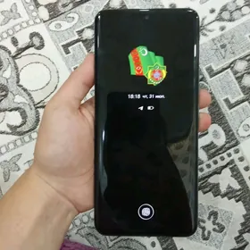 Honor 90, 12,512
