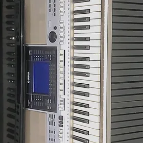 Yamaha psr or700